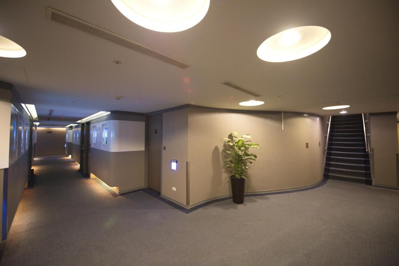 Ximen Airline Hotel Тайбэй Экстерьер фото