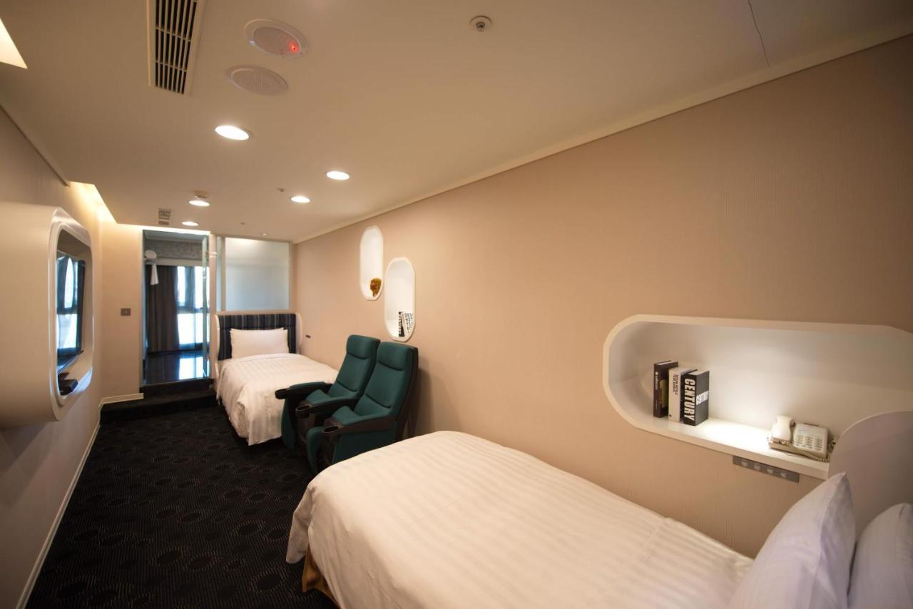 Ximen Airline Hotel Тайбэй Экстерьер фото
